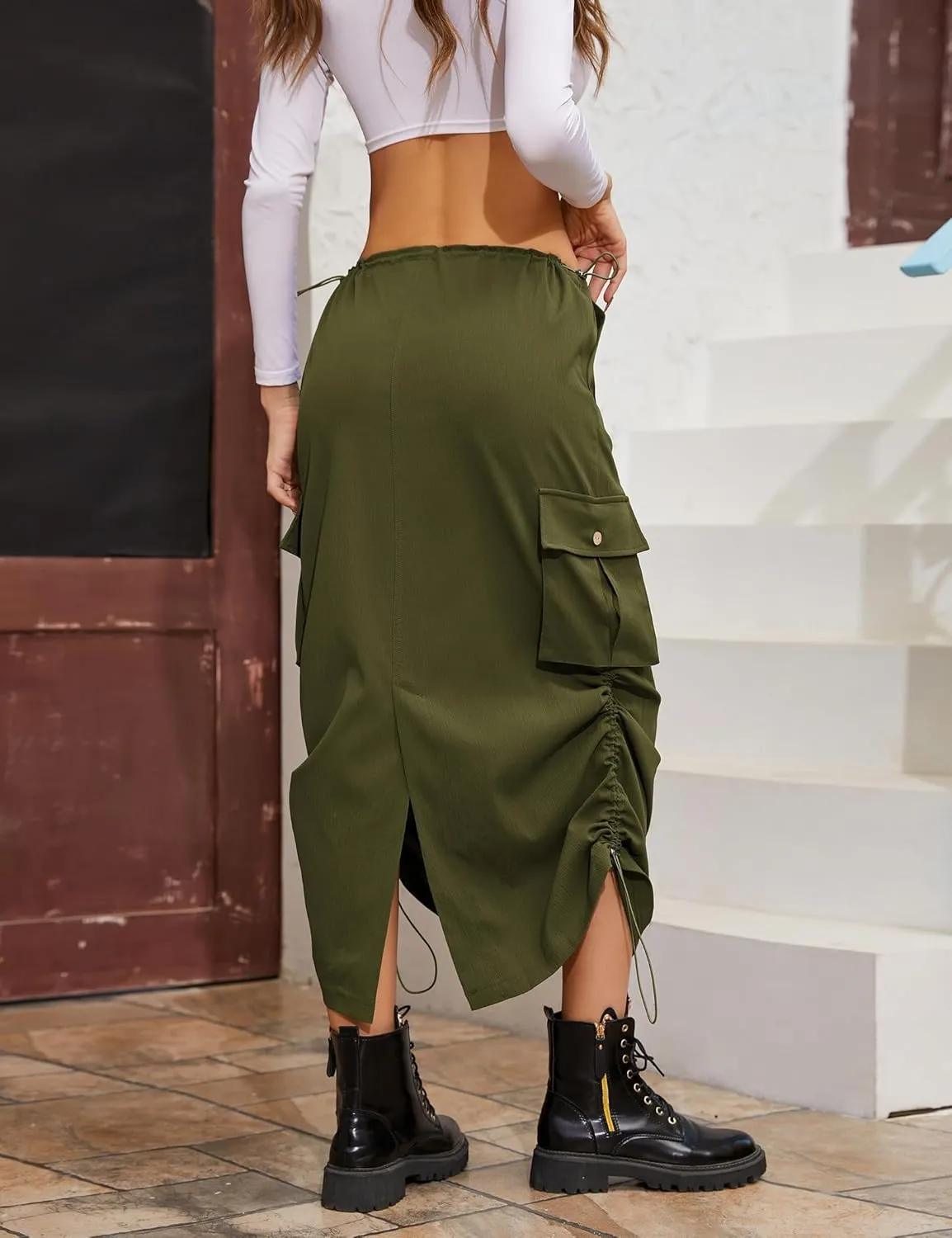 BLUEMING Women Y2k Cargo Long Skirt Low Waist Drawstring Maxi Skirt Ruched Vintage Slit Cargo Skirt with Pockets