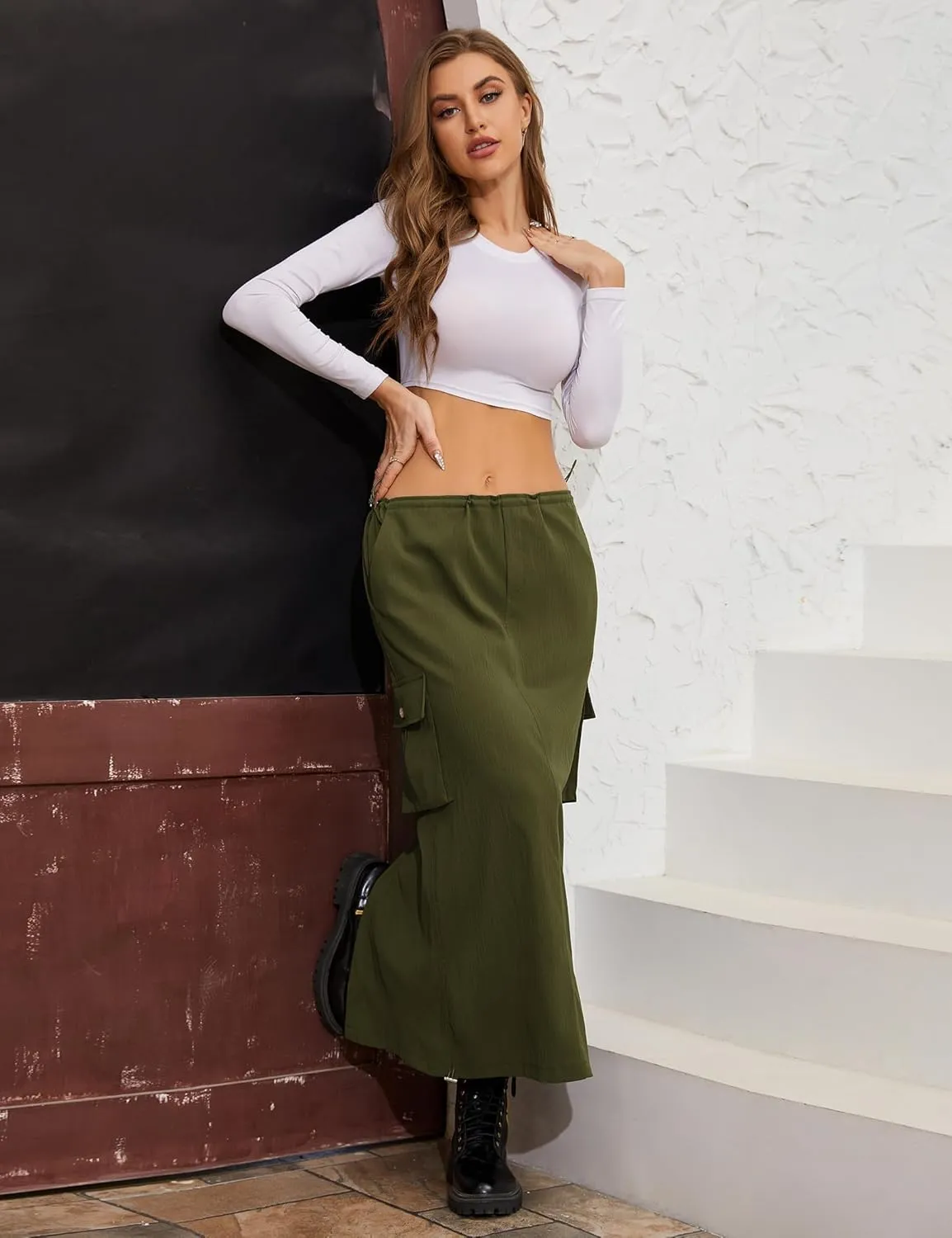 BLUEMING Women Y2k Cargo Long Skirt Low Waist Drawstring Maxi Skirt Ruched Vintage Slit Cargo Skirt with Pockets